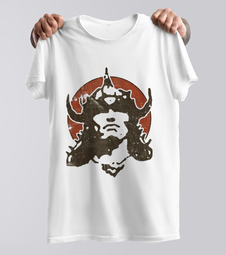 Conan Barbarian Viking Warrior Helm On Red Circle T-Shirt