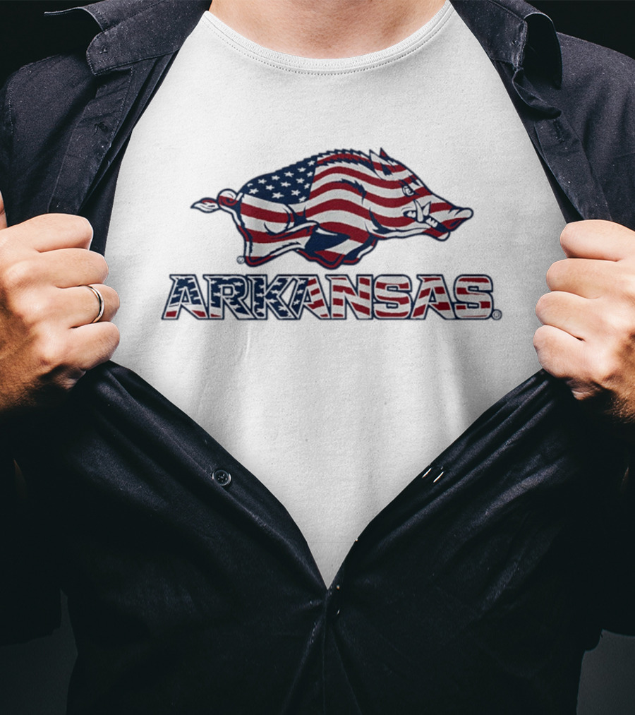 Arkansas Razorbacks American Flag Hog Patriotic T-Shirt