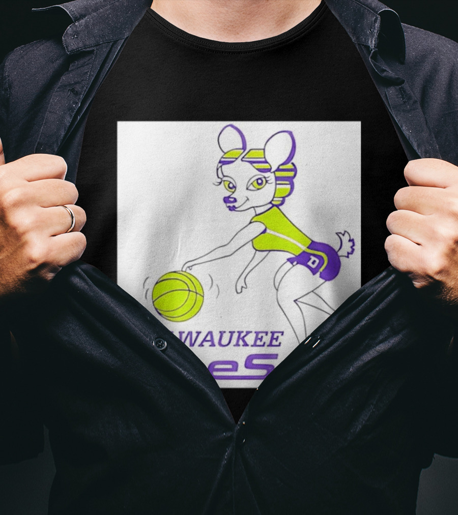 Milwaukee Does WPBL Vintage Basketball T-Shirt