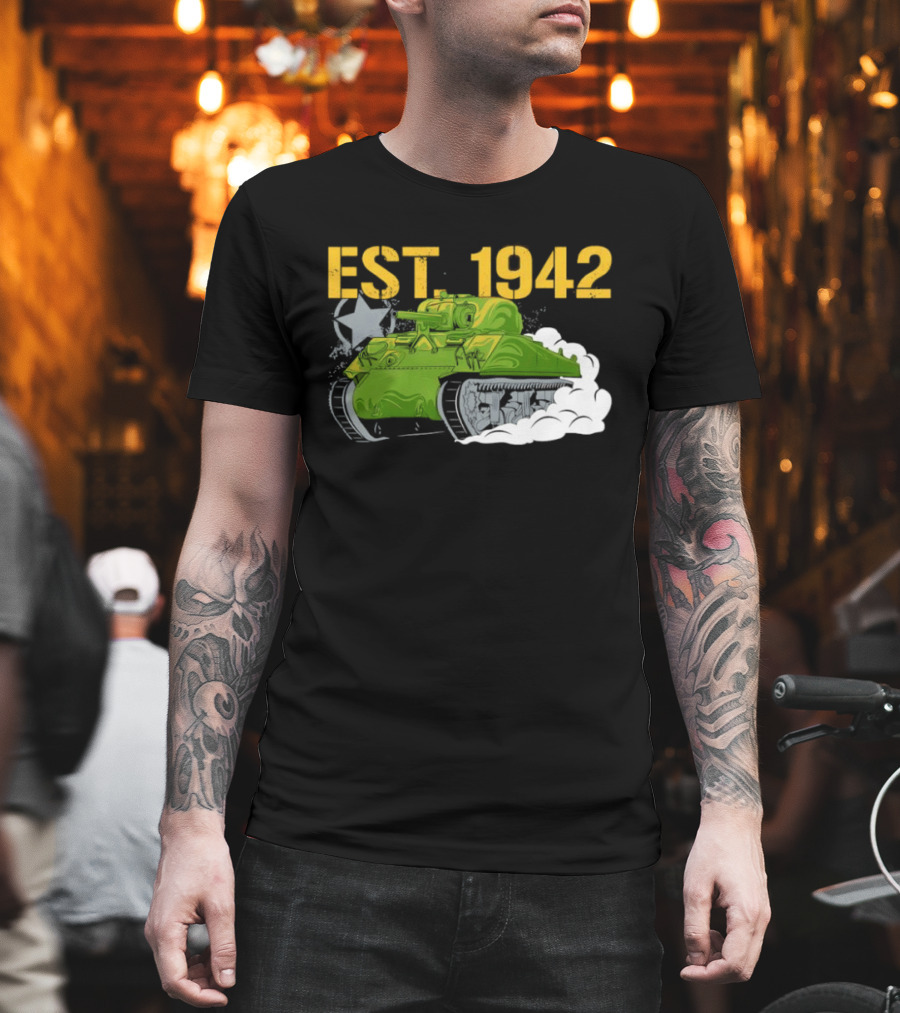 WW2 Sherman Tank EST 1942 World War II Historical Vehicle T-Shirt
