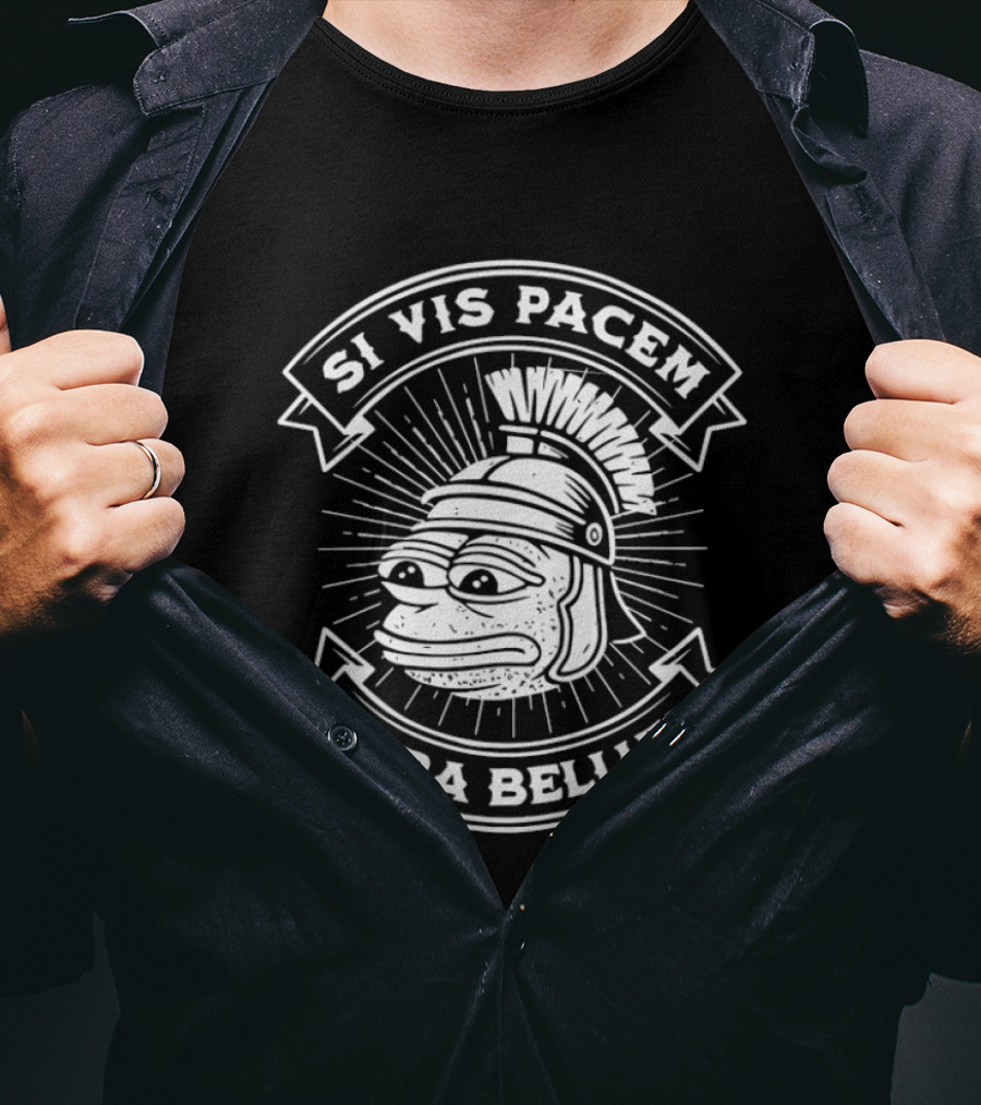 Pepe Roman Helmet Si Vis Pacem Para Bellum Latin Phrase T-Shirt