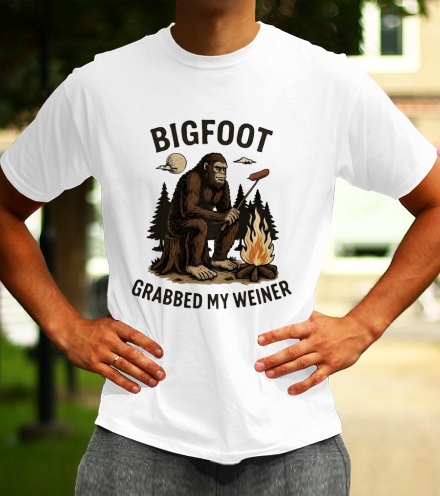 Bigfoot Grabbing My Weiner Campfire Sausage Grilling Moonlit Forest T-Shirt