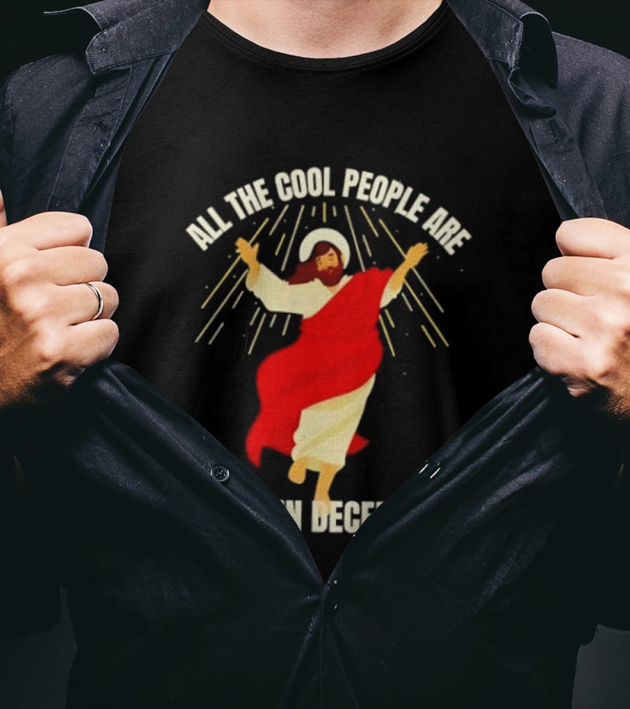 All The Cool People Are Born In December Jesus T-Shirt