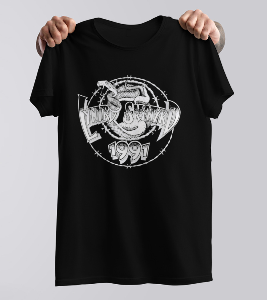Lynyrd Skynyrd 1991 Barbed Wire Skull And Guns T-Shirt