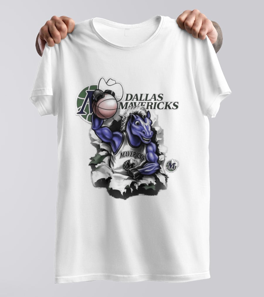 Dallas Mavericks Mitchell & Ness Breakthrough Basketball Horse T-Shirt