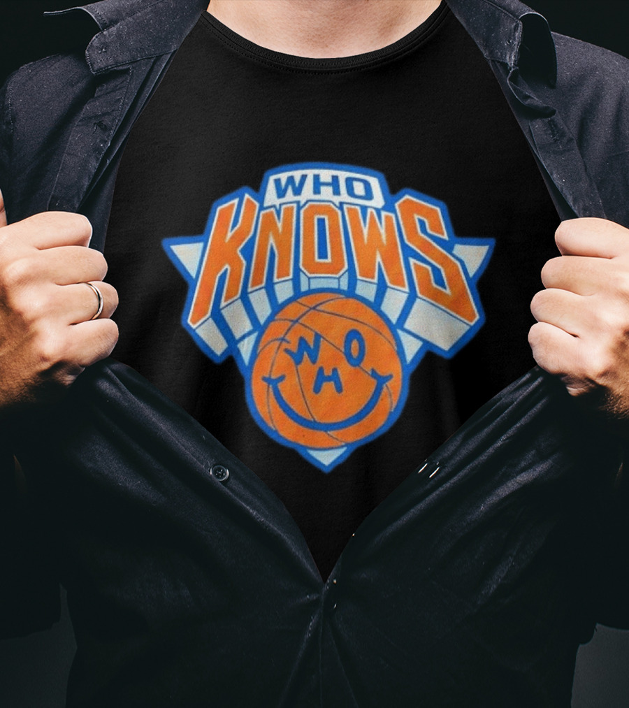 New York Knicks Who Knows Basketball Smiley Face T-Shirt
