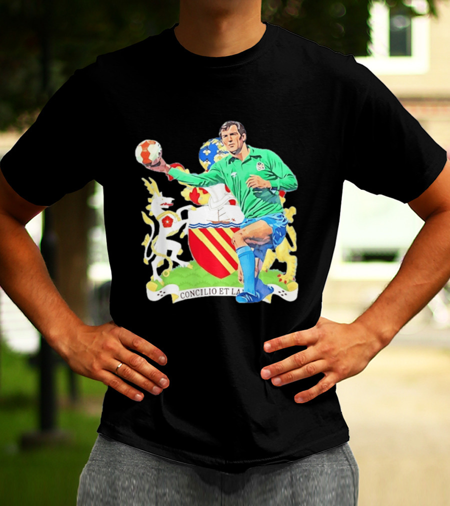 Joe Corrigan Manchester City Goalkeeper Concilio Et Labore Crest T-Shirt