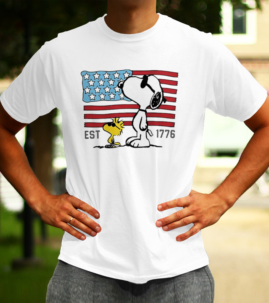 America 250th Anniversary 1776 Snoopy Woodstock With Stars And Stripes T-Shirt