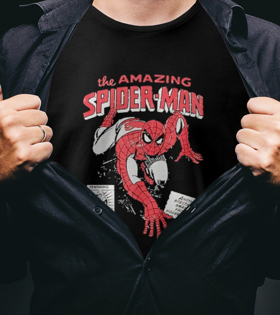 The Amazing Spider Man Peter Parker Dynamic Pose Iconic Comic T-Shirt
