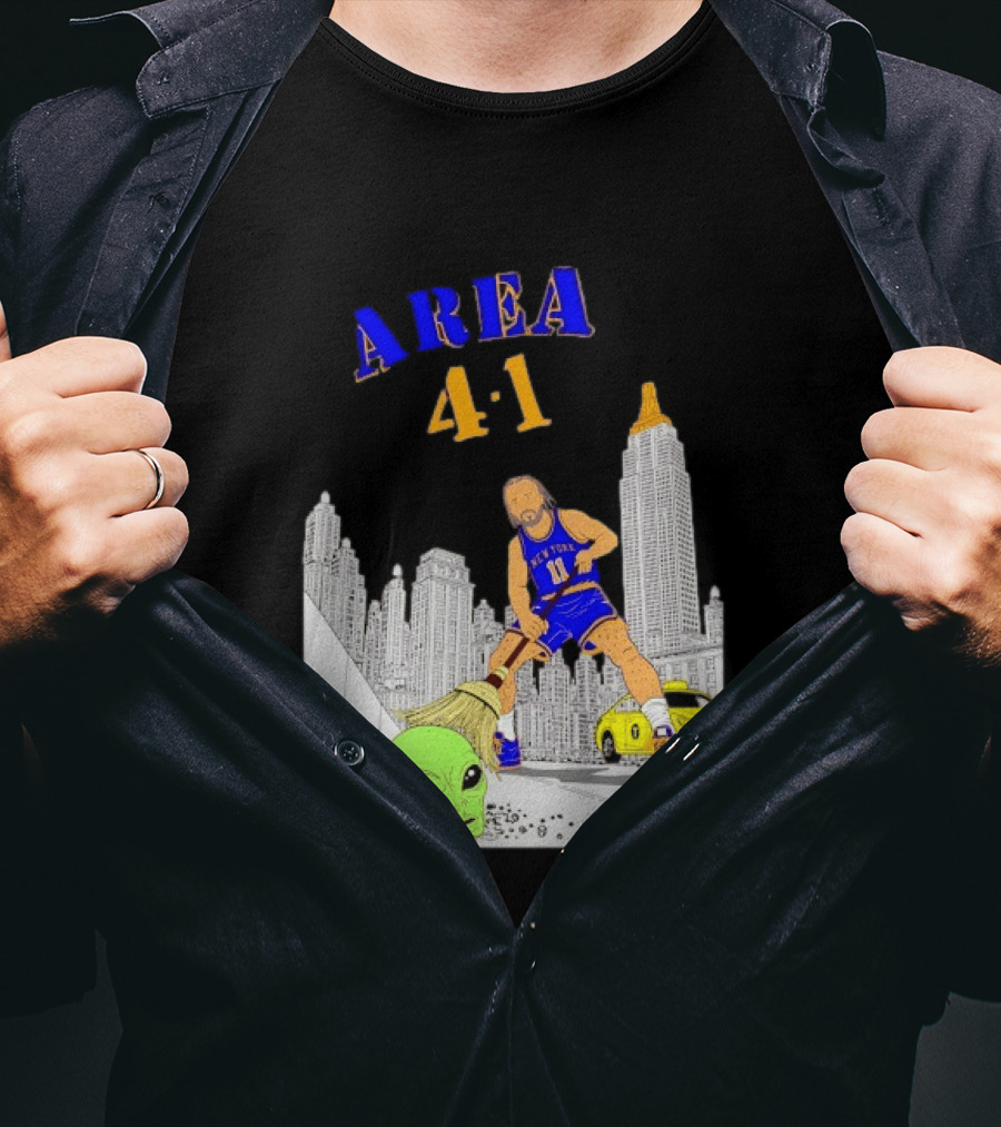 AREA 4 1 Jalen Brunson New York Knicks Vs Alien San Antonio Spurs T-Shirt