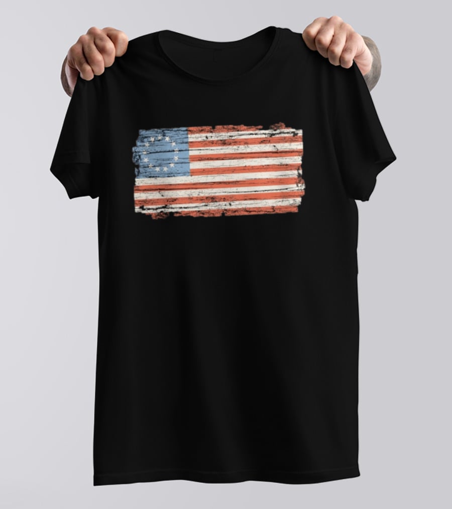 Distressed Vintage Betsy Ross Flag Thirteen Stars Retro Look T-Shirt