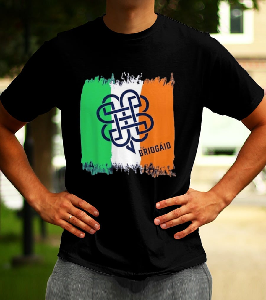 The Briogáid Celtic Knot Irish Flag T-Shirt