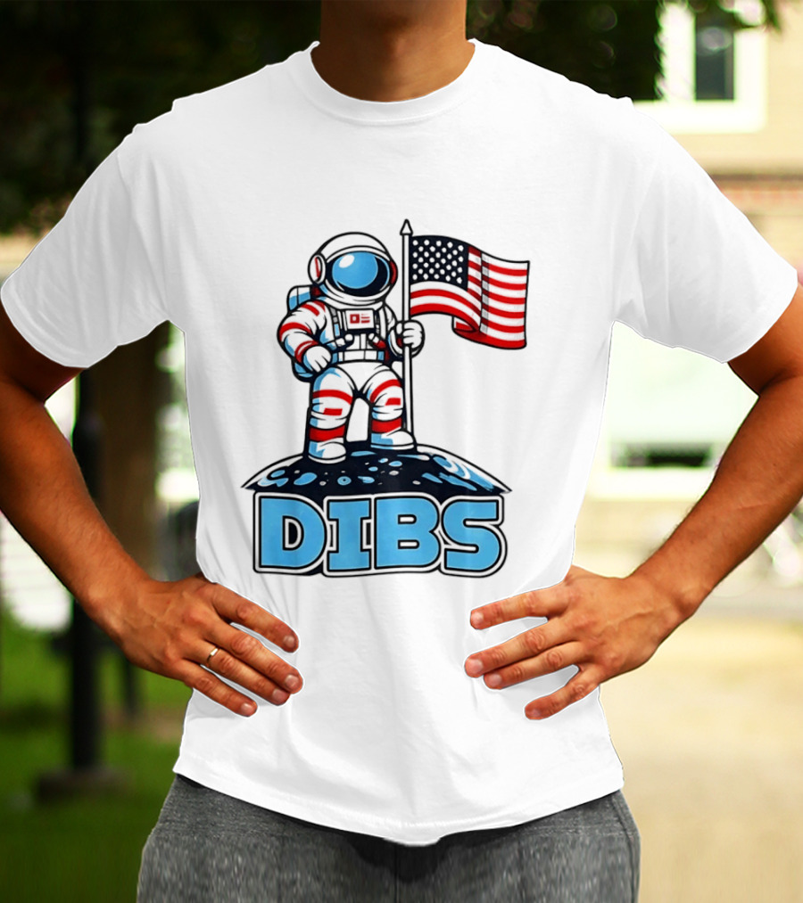 USA Dibs On The Moon Astronaut Space American Flag T-Shirt