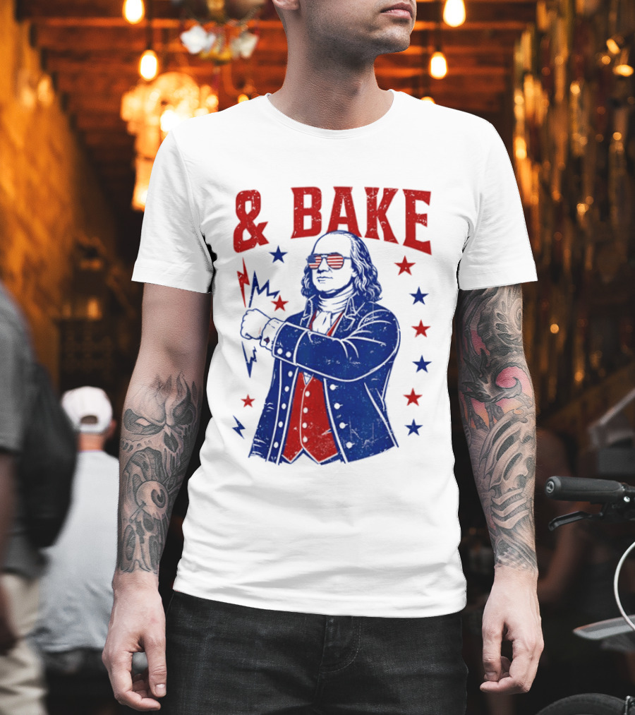 USA Benjamin Franklin Bake American Flag Sunglasses Stars T-Shirt