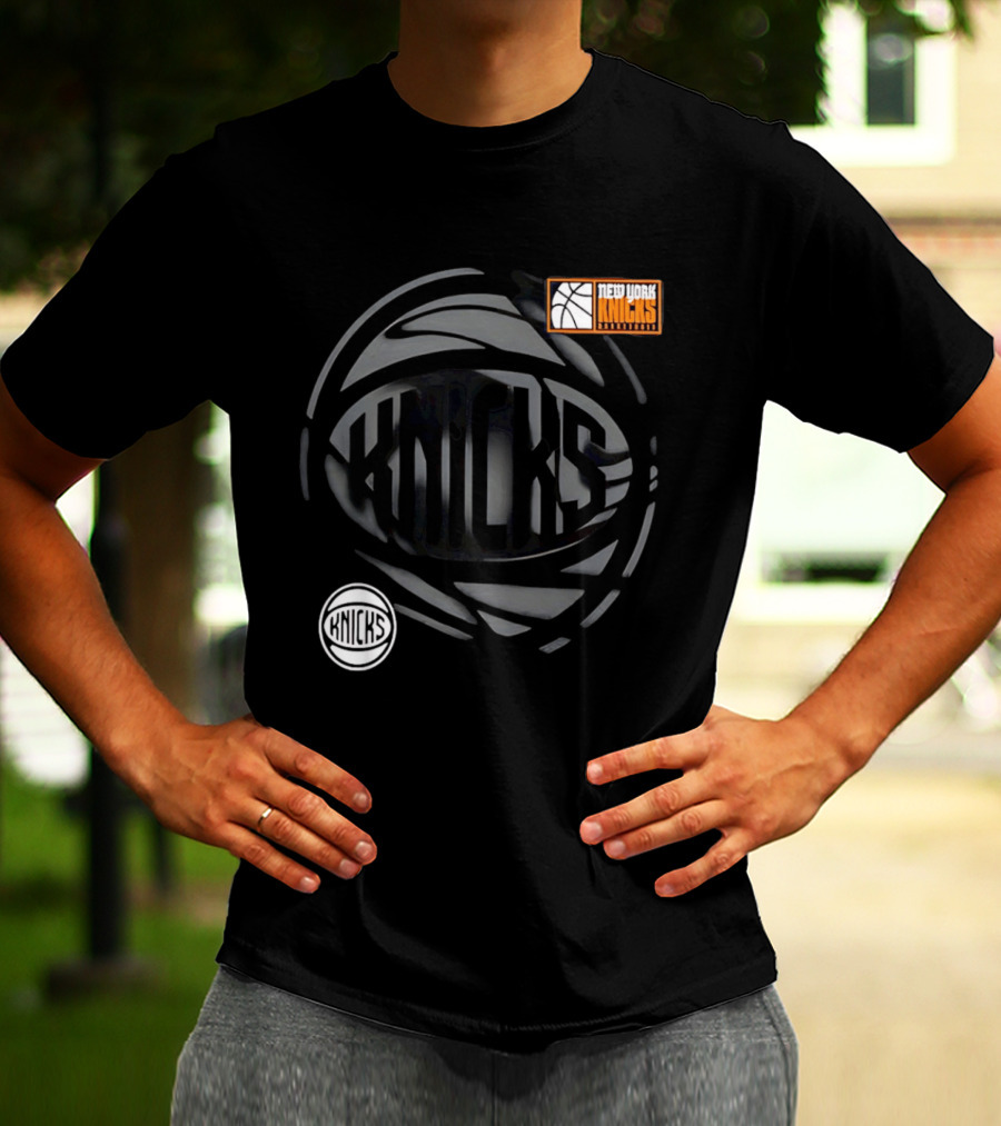 New York Knicks NBA 2026 Chasing Glory T-Shirt