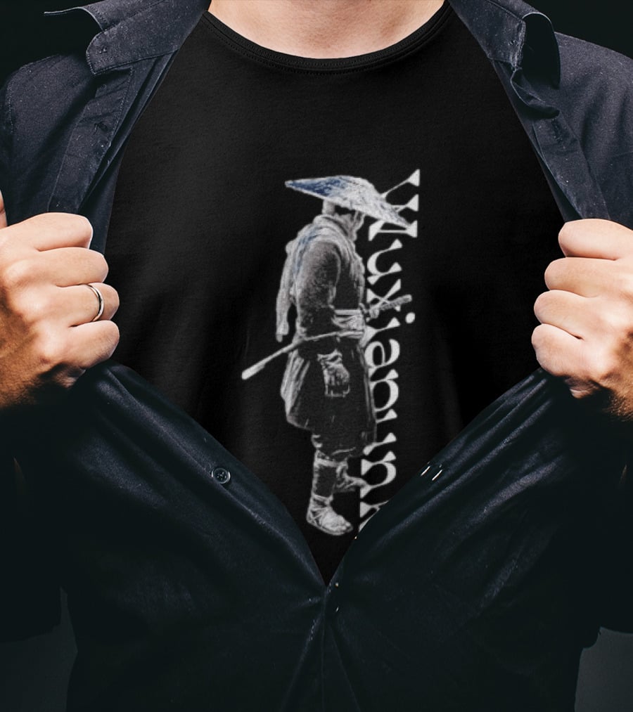 Straw Hat Wuxia Ronin Swordsman Wuxiapunk T-Shirt