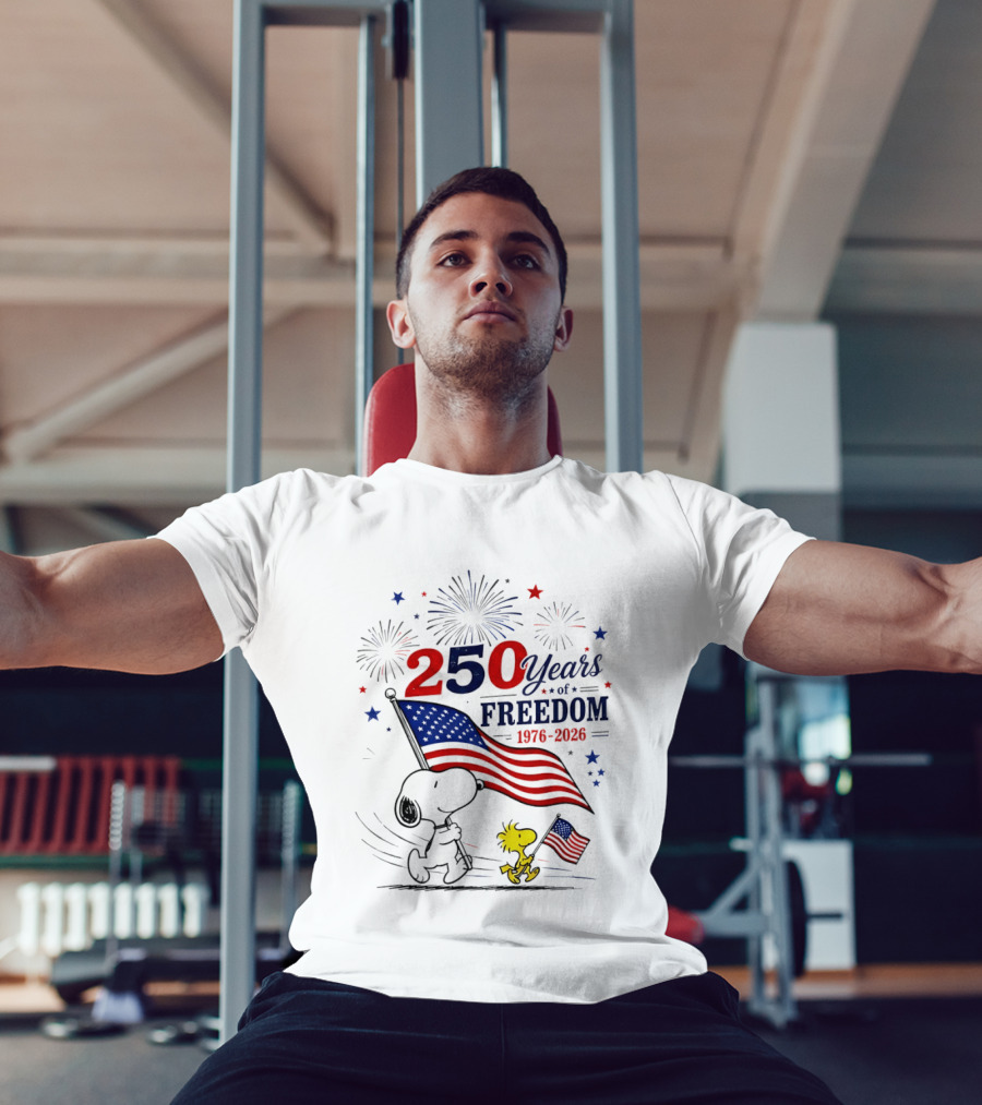 Snoopy Woodstock 250 Years Of Freedom 1776 2026 American Flag Fireworks Independence T-Shirt