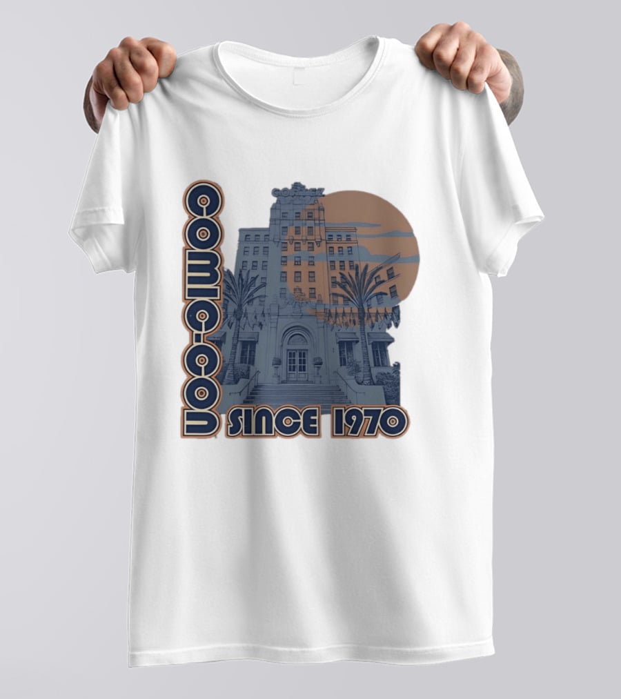 El Cortez Hotel Comic Con Since 1970 Urban Skyline T-Shirt