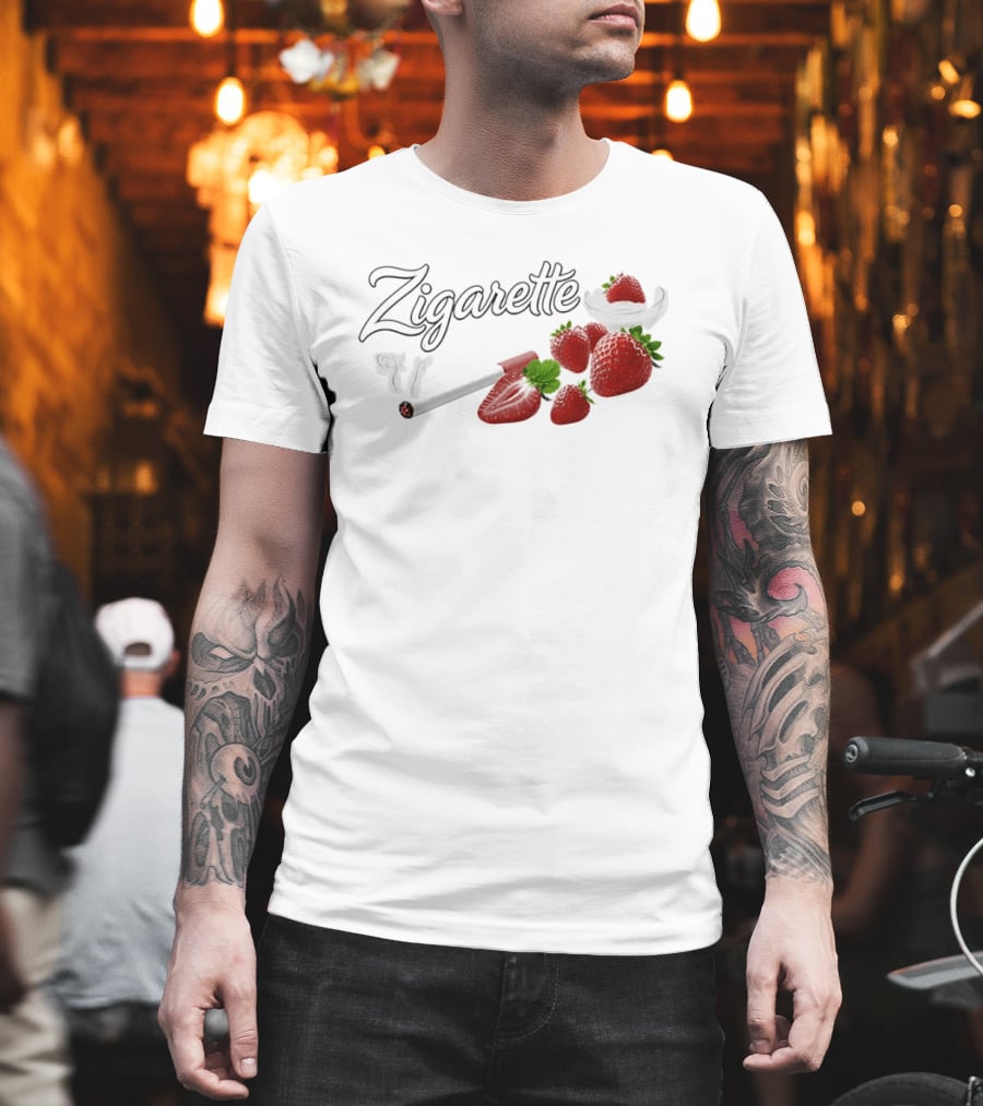 Zigarette Strawberry Cigarette Fruit Smoke Red Berries T-Shirt
