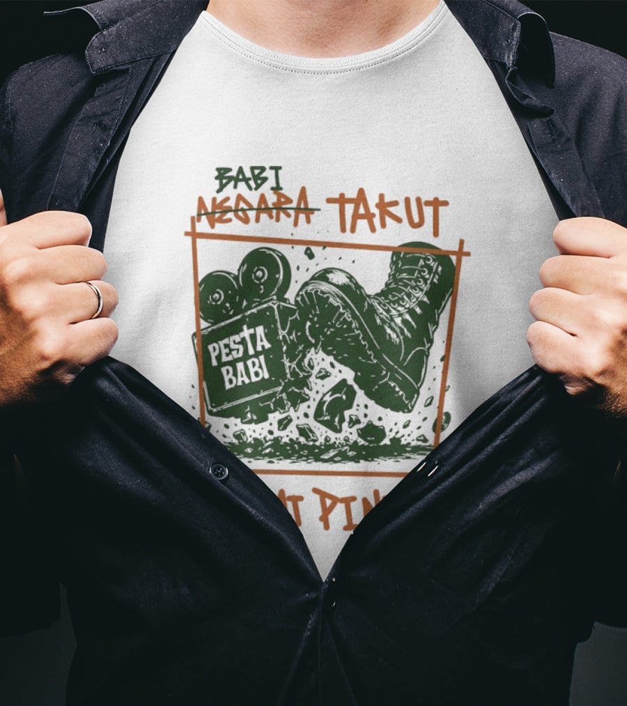 Babi Negara Takut Pesta Babi Rakyat Pintar T-Shirt
