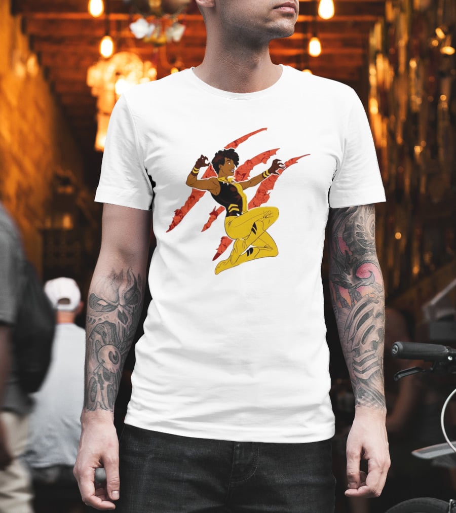 Superhero Vixen DC Comics Heroic Action Scratches T-Shirt