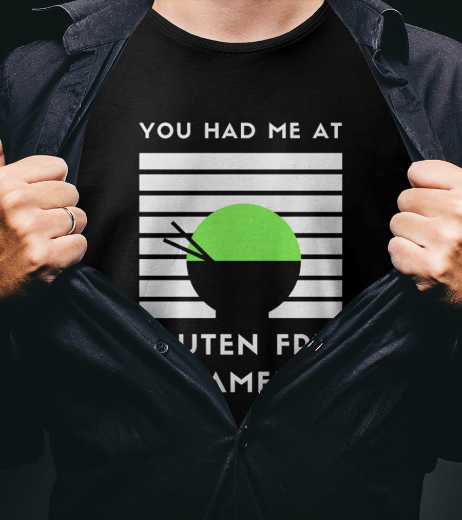 You Had Me At Gluten Free Ramen Retro Style Lines Green Circle T-Shirt