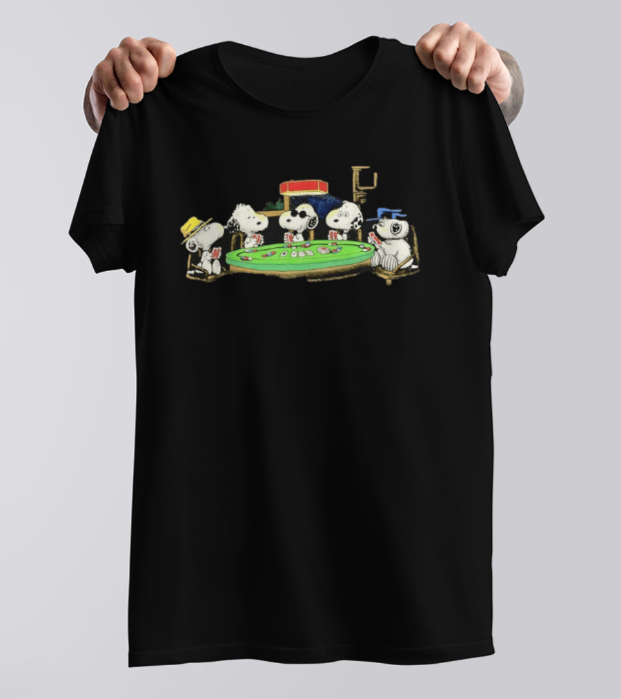 Snoopy Playing Poker Peanuts Gang Charlie Brown T-Shirt
