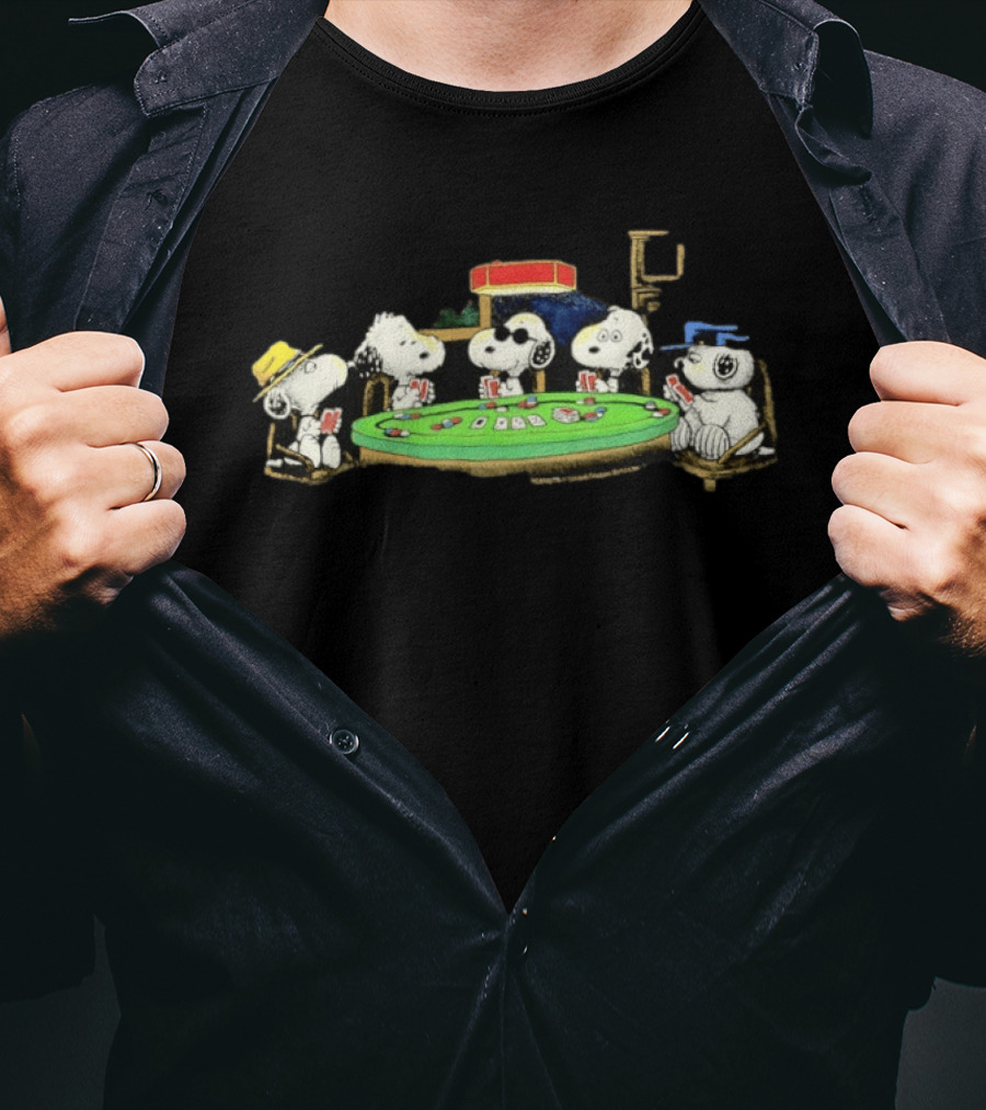 Snoopy Playing Poker Peanuts Gang Charlie Brown T-Shirt