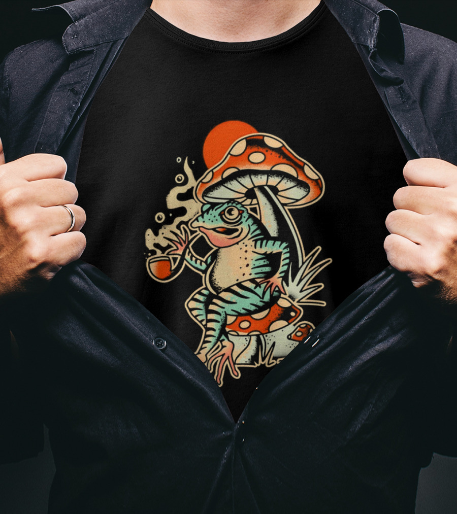 Frog Smoking Pipe Under Mushroom Tattoo T-Shirt