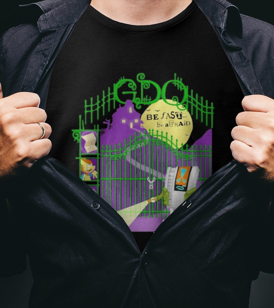 Gdq Be Fast Be Afraid Spooky Retro Robot Gaming T-Shirt