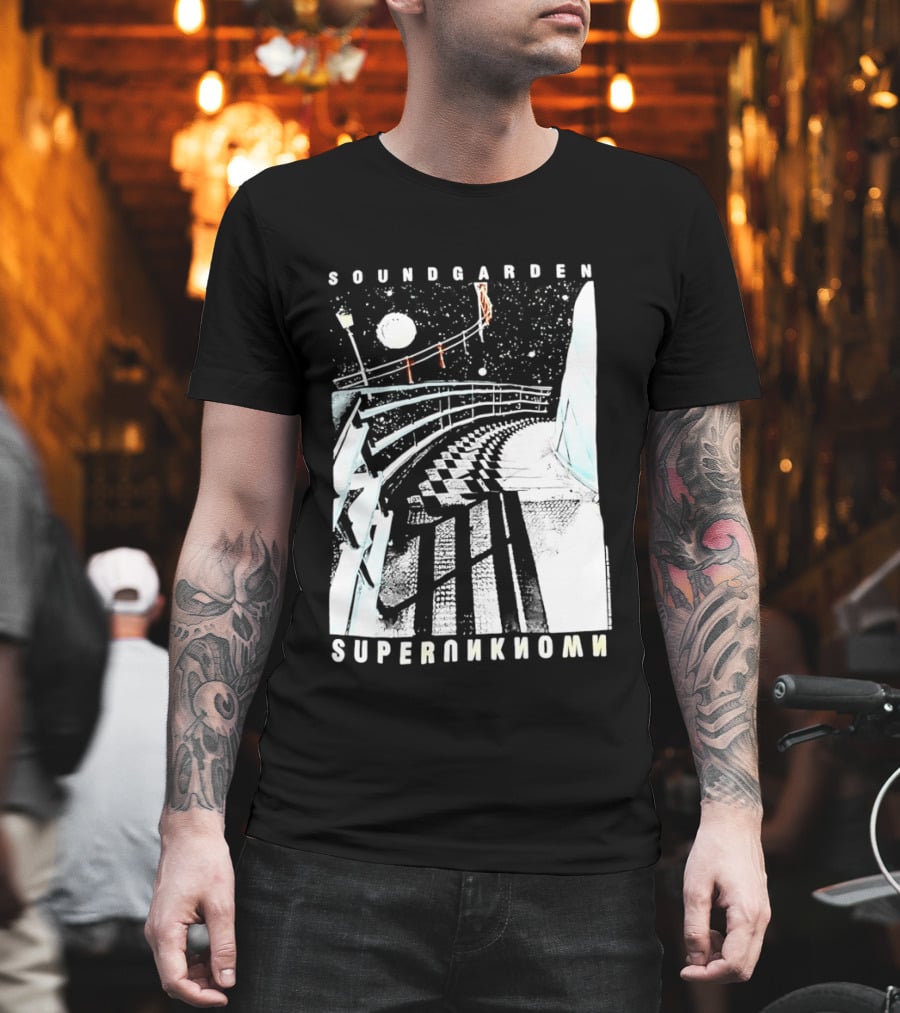 Soundgarden Superunknown Album Art Pathway Scene T-Shirt