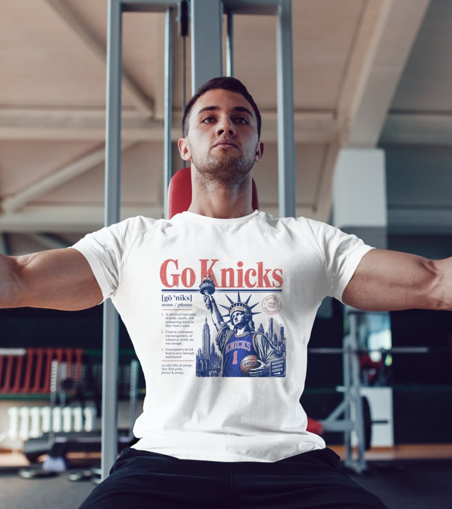 Go Knicks Statue Of Liberty Holding Basketball In New York T-Shirt