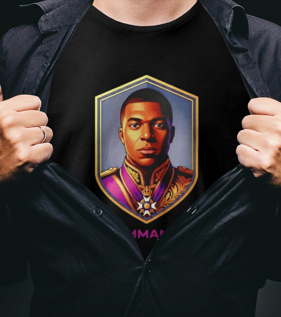 Kylian Mbappe Le Commandant Badge Paris Saint Germain T-Shirt