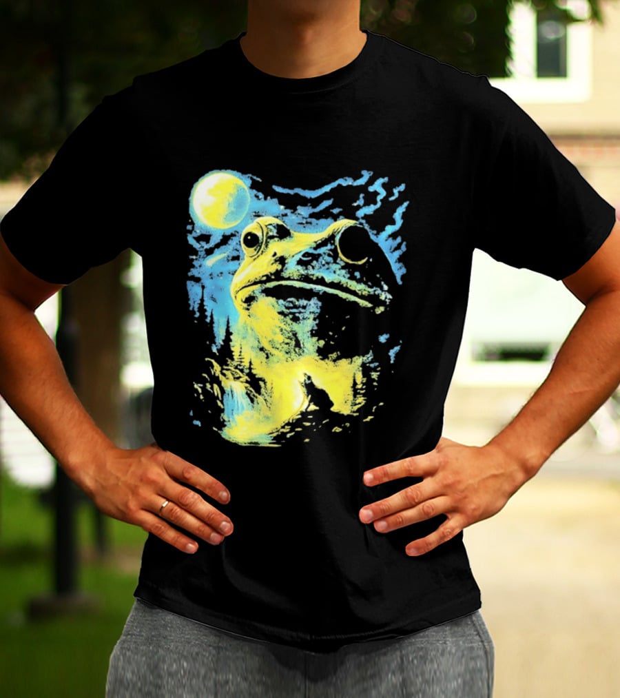Howling Wolf Frog Moon Night Scene Surreal Fantasy T-Shirt
