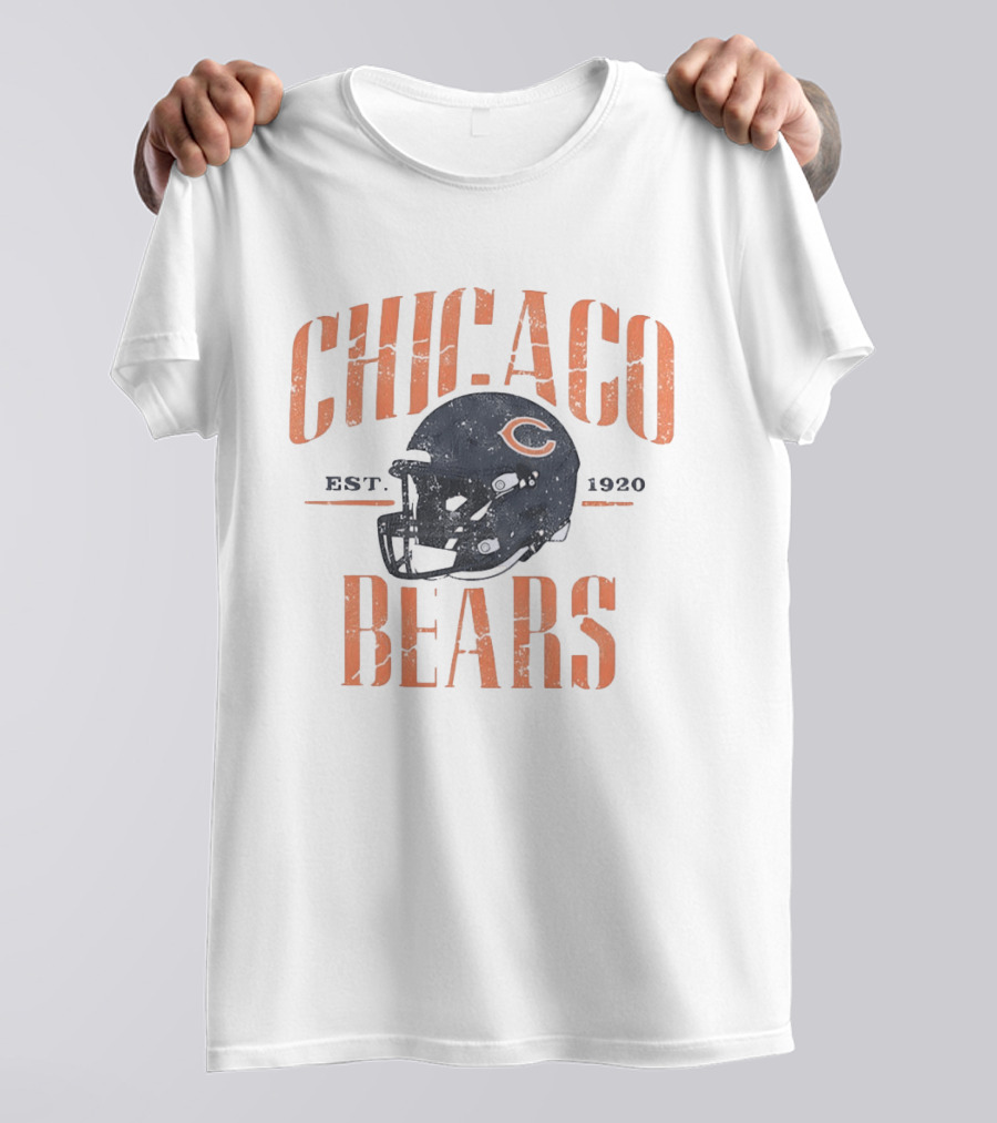 Chicago Bears Est 1920 Distressed Helmet Vintage Football T-Shirt