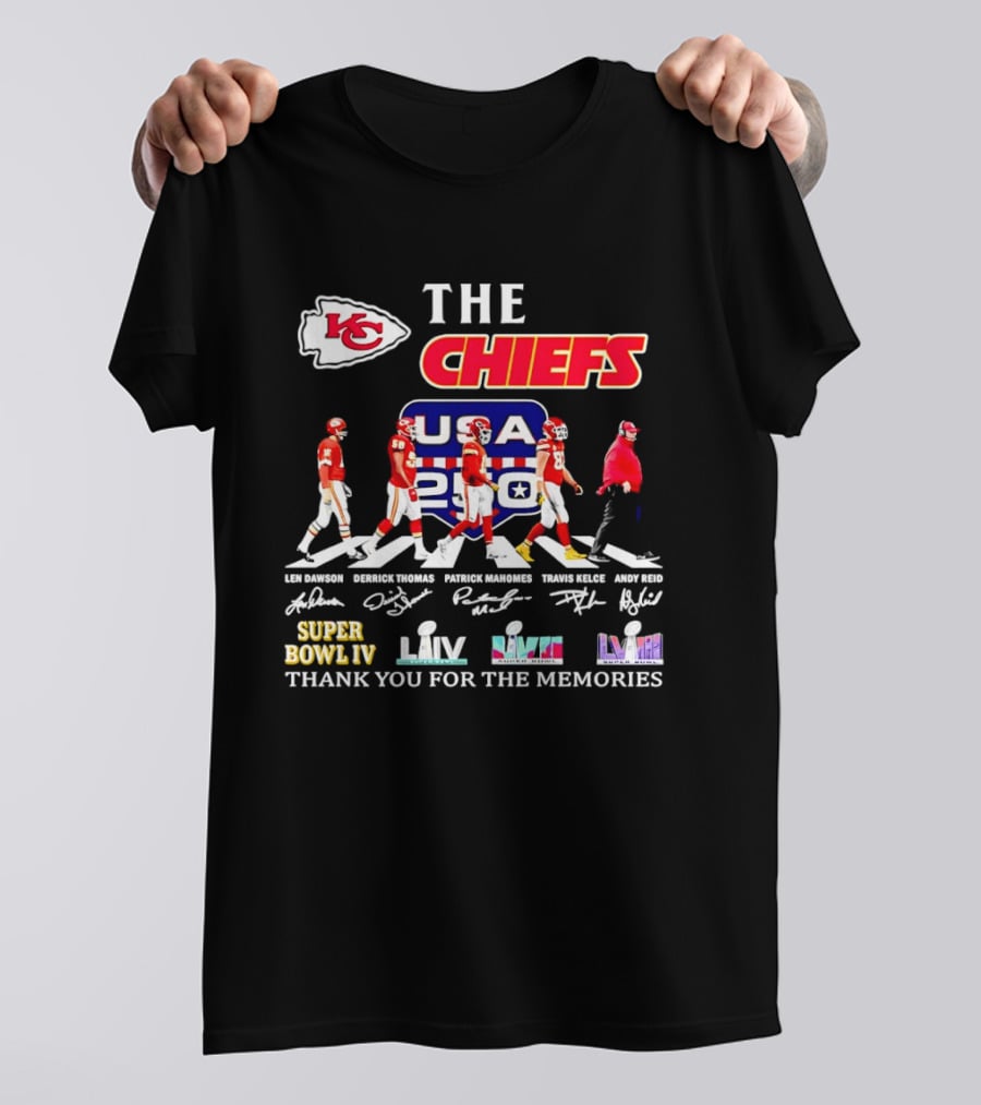 The Kansas City Chiefs Super Bowl LIV USA 2020 Champions Signatures Thank You For The Memories T-Shirt