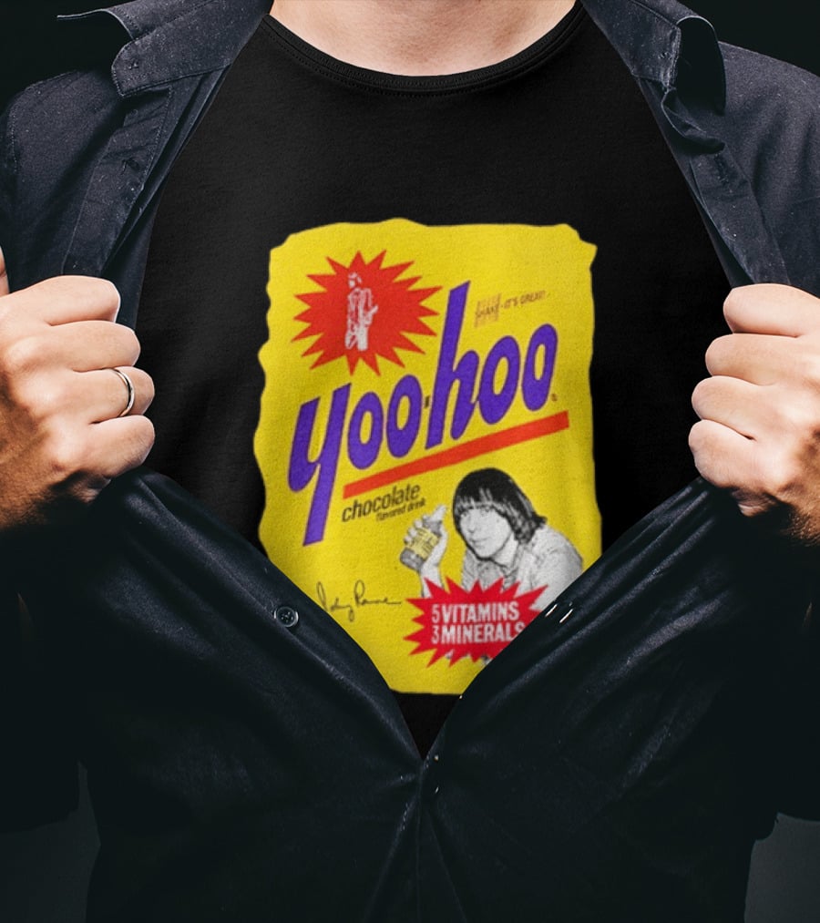 Johnny Ramone Yoo Hoo Chocolate Drink 5 Vitamins 3 Minerals T-Shirt