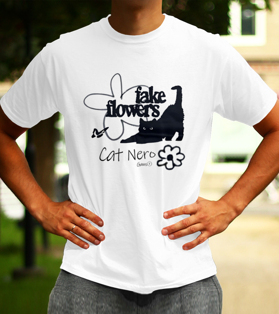 Cat Nero Fake Flowers Gains Floral Aesthetic Butterfly T-Shirt
