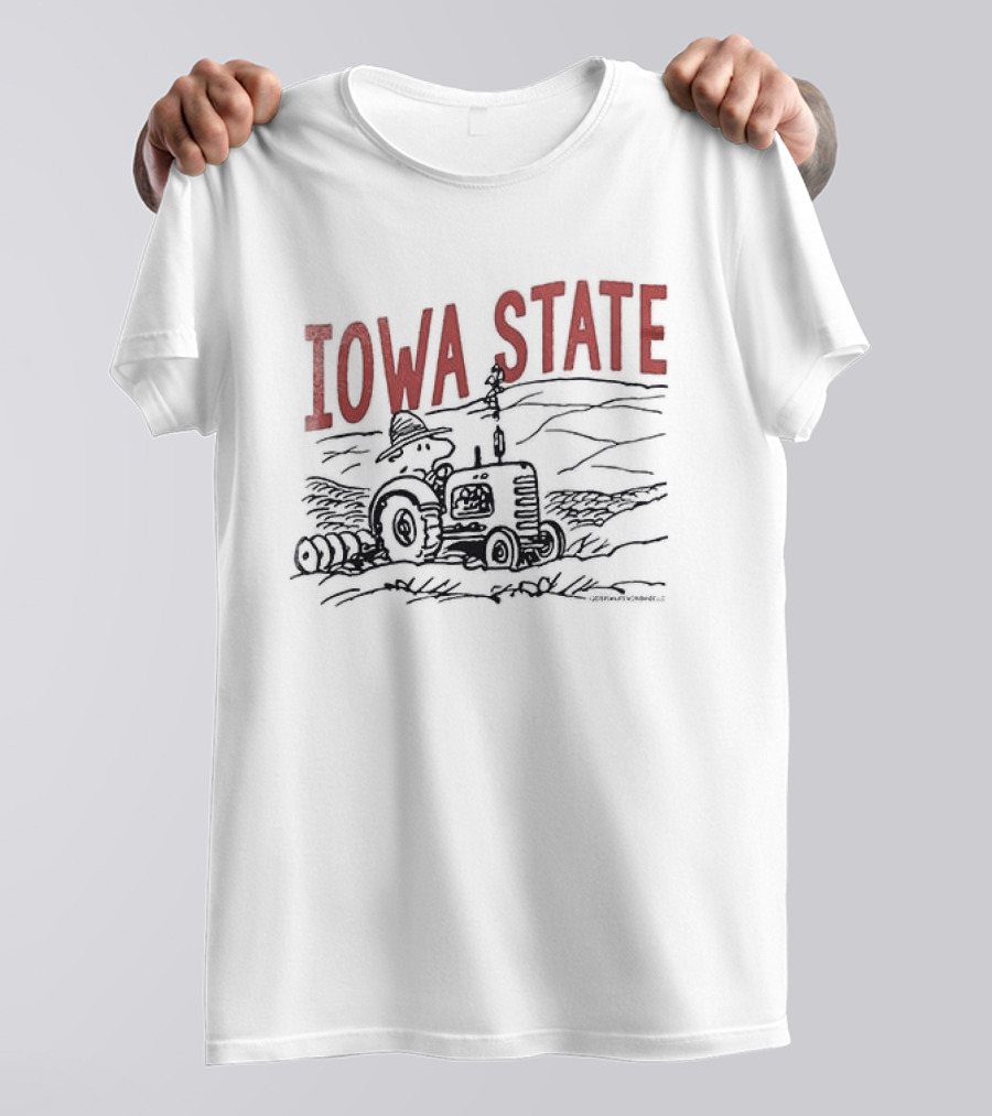 Iowa State Cyclones Peanuts Woodstock Tractor Scene T-Shirt