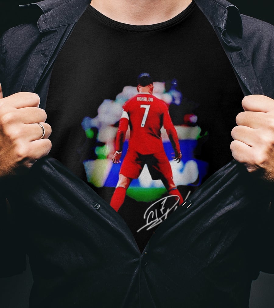 Ronaldo Number 7 Portugal National Team Jersey Photographic Arts With Autograph T-Shirt
