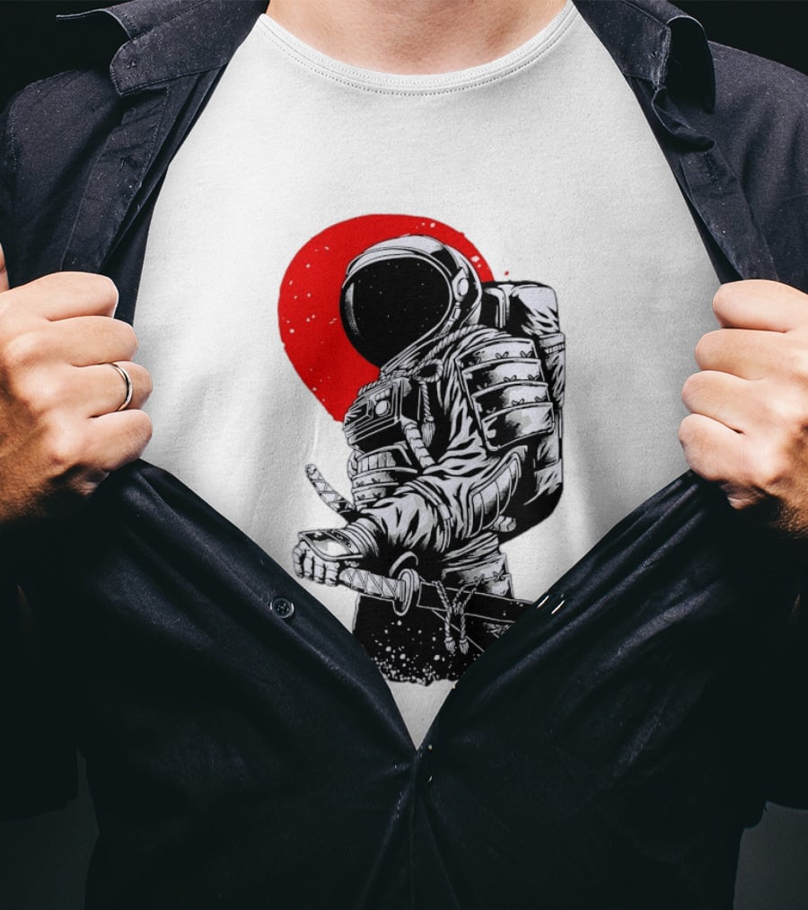 Astronaut Samurai Katana Sword Red Rising Sun T-Shirt