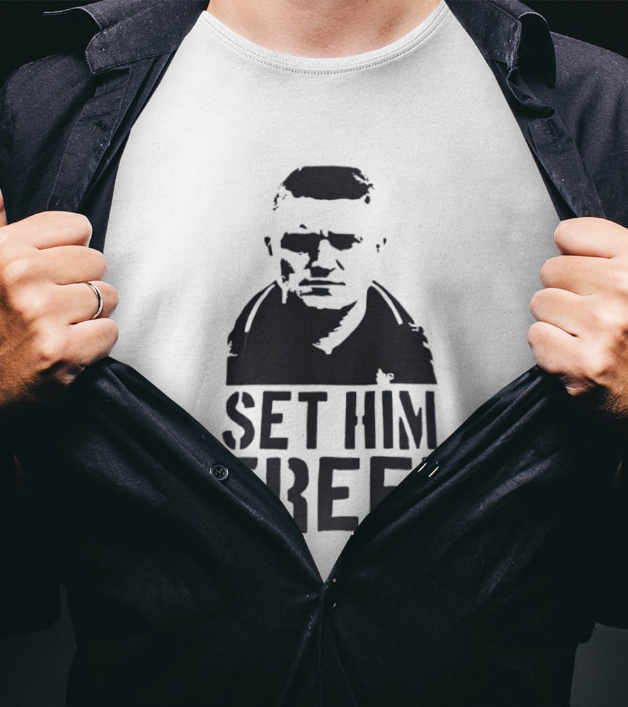 Tommy Robinson Set Him Free Activism Message T-Shirt