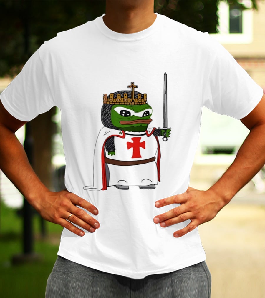 Pepe The Frog King Holding Sword Medieval Crusader Knight With Crown And Cape T-Shirt