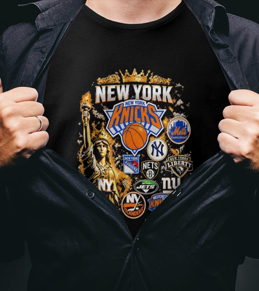 New York Knicks Mets Yankees Rangers Nets Liberty Jets Giants Islanders Westchester Knicks Statue Of Liberty T-Shirt