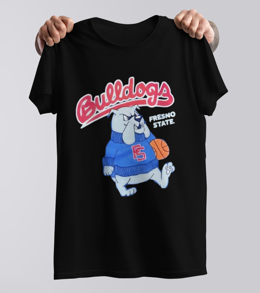 Fresno State Bulldogs Mascot With Basketball And Sweater T-Shirt