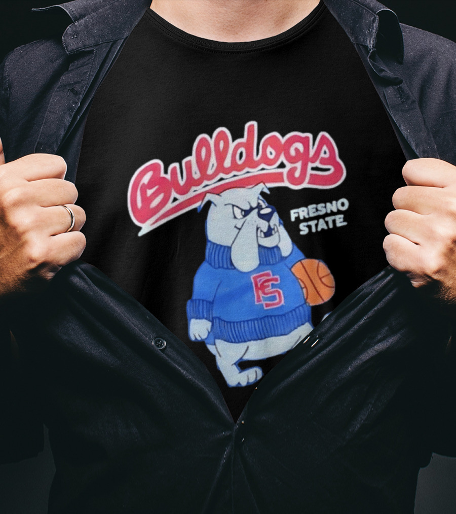 Fresno State Bulldogs Mascot With Basketball And Sweater T-Shirt