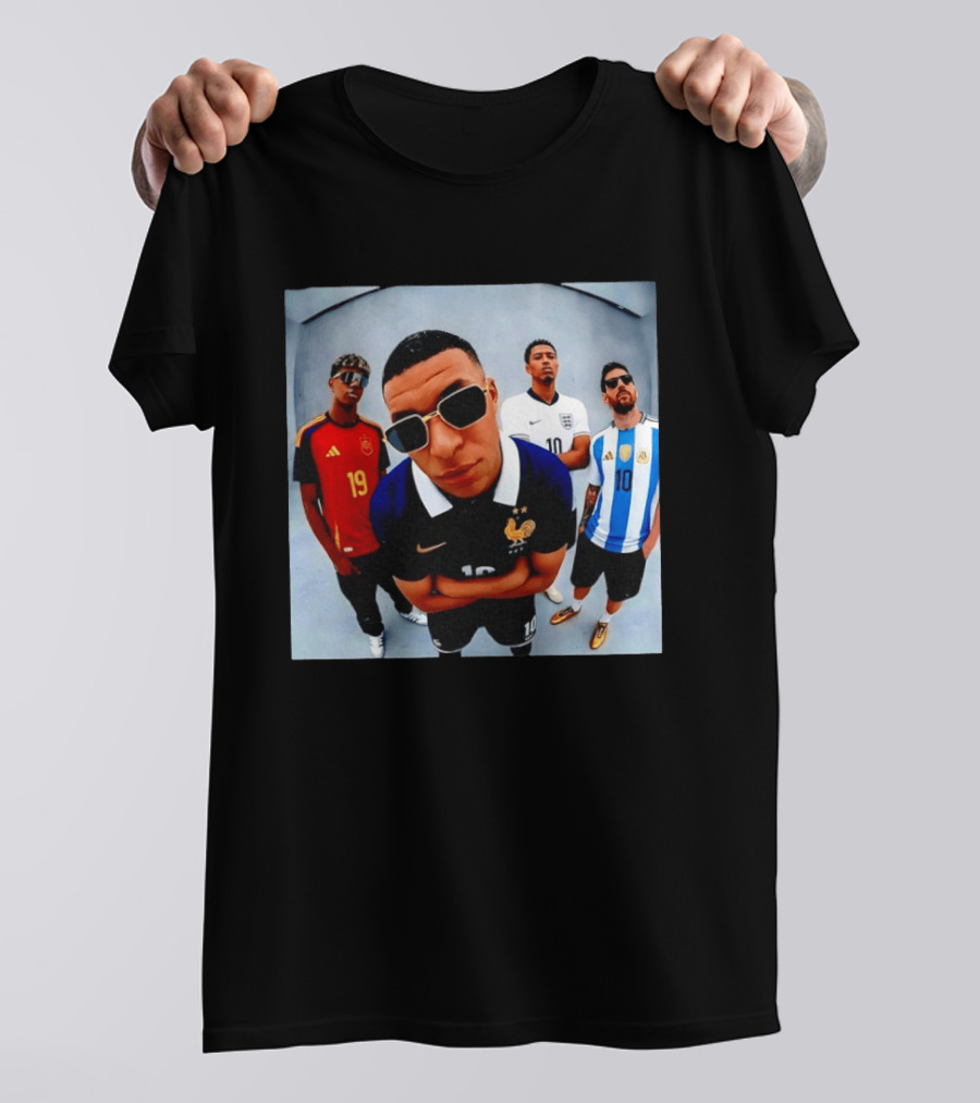 Kylian Mbappe Jude Bellingham Lionel Messi Football Stars Selfie Spain England Argentina France T-Shirt