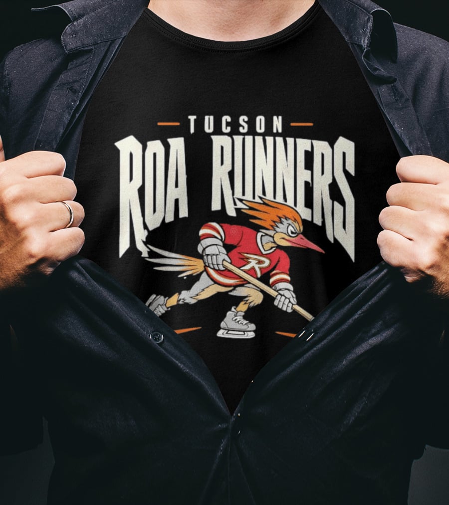 Tucson Roadrunners Hockey Player Roa Runners Skating Action T-Shirt