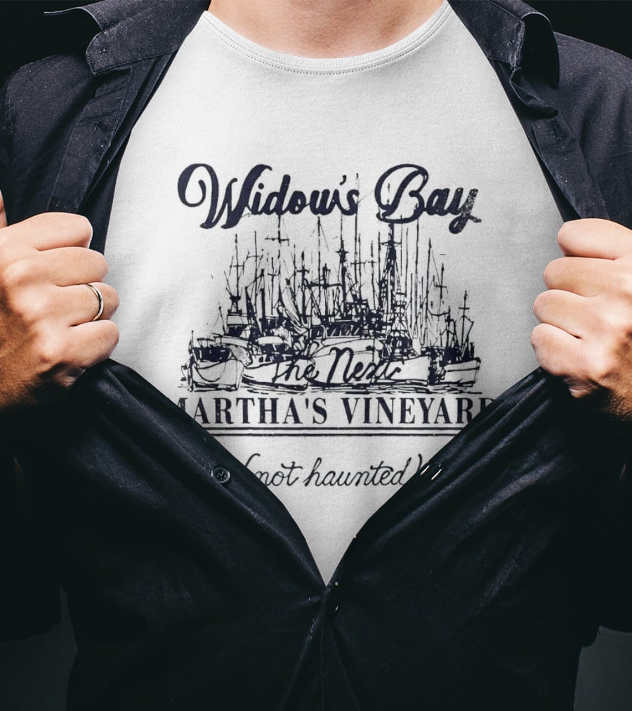Widow's Bay The Hotel Martha's Vineyard Not Haunted T-Shirt