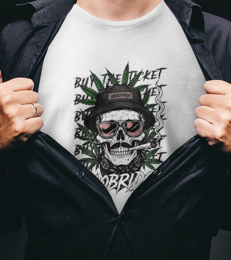 Globridge Skull Bucket Hat Smoking Cartoon Red Sunglasses And Leaf T-Shirt